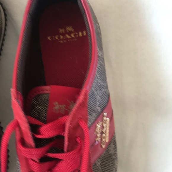 Coach red and brown sneakers - Picture 5 of 13